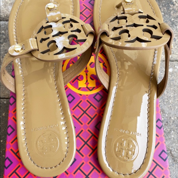 Tory Burch Miller Sandals Flip Flop Sand Tan 7.5 - Picture 6 of 6